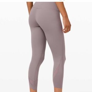 NEW Lululemon Wunder Under Crop High-Rise *Roll Down Scallop Full-On Luxtreme 23
